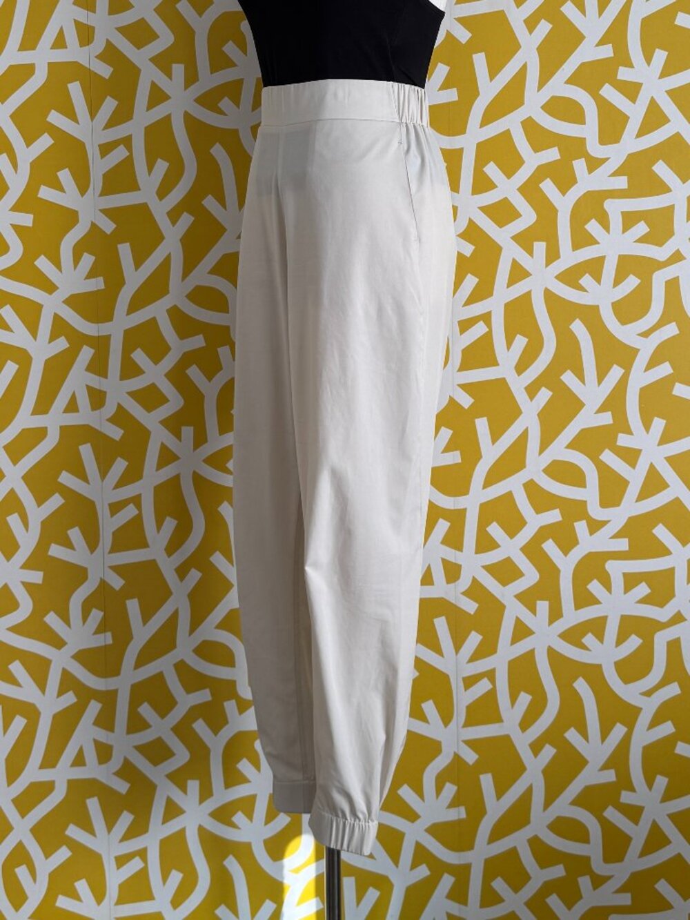 Kyodan Outdoor Womens Cream White Jogger Pants- S/M